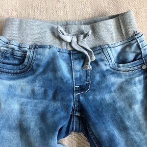 Girls super soft stretchy 👖